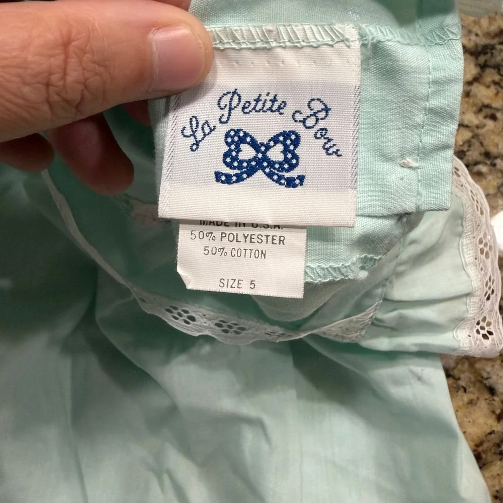Vintage La Petite Bow Girls Mint Green Lace Ruffle Embroidered Dress Size 5 USA